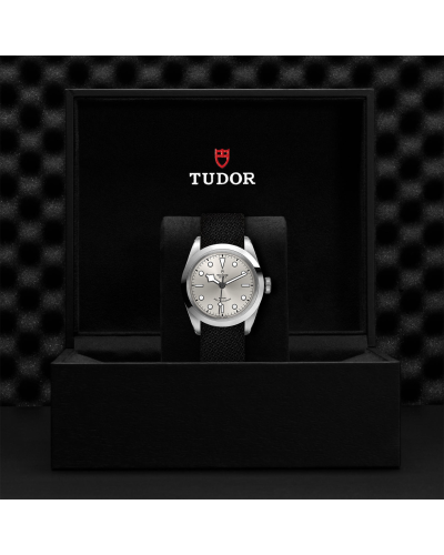 Tudor Black Bay 32/36/41 - 41 mm steel case, Black fabric strap (watches)